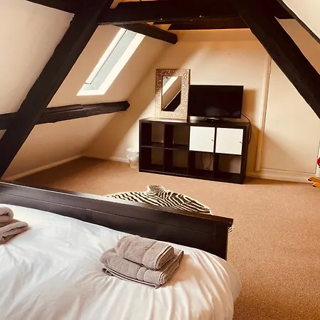 Sanders Yard Guest house 3*