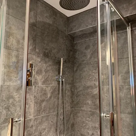 Sanders Yard Pensionat 3*