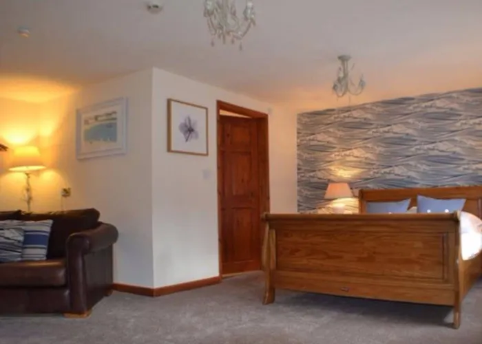 Sanders Yard Guest house 3*