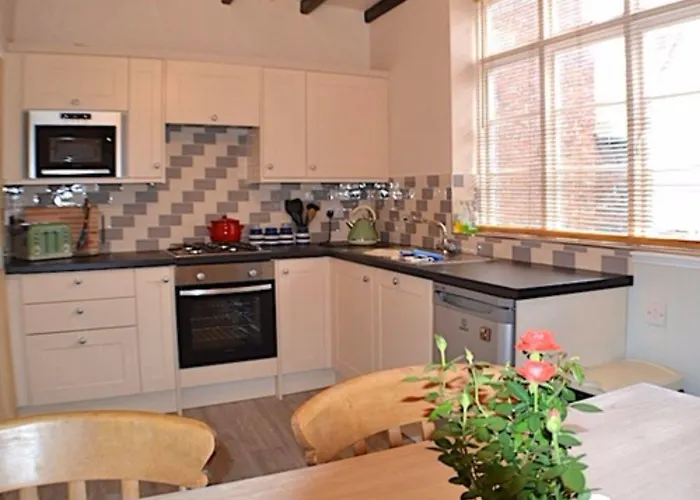 Sanders Yard Guest house 3*