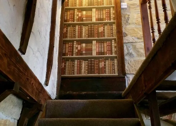 Sanders Yard ويتبي