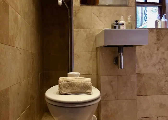 Sanders Yard ويتبي