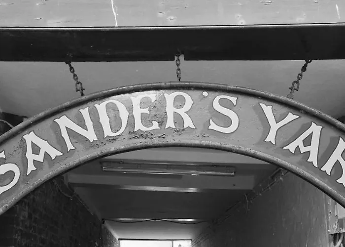 بيت ضيافة Sanders Yard