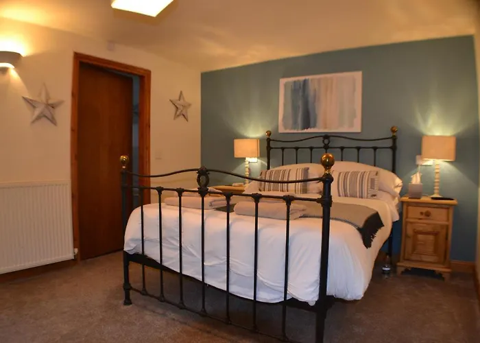 Sanders Yard 3* ويتبي