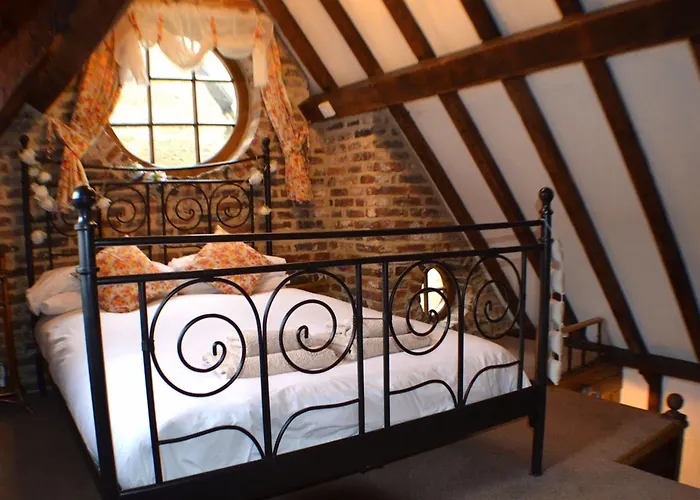 招待所 Sanders Yard