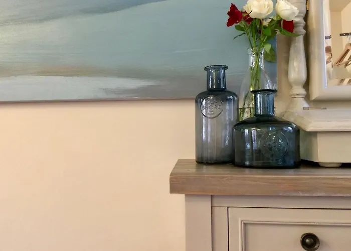 Sanders Yard 3* 惠特比